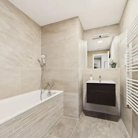 Apartmán Sky Park Centre 1br High Fl - Free Parking *