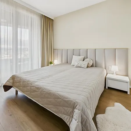 Sky Park Centre 1br High Fl - Free Parking Apartman Pozsony